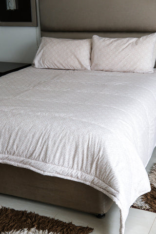 Aria Comforter Set- One size fits all